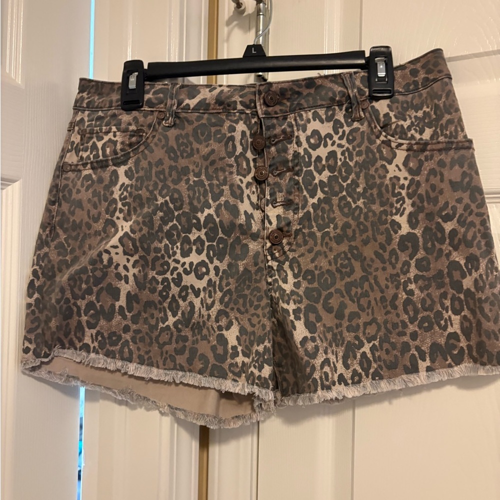 Rewash Brown Leopard Print Jean Shorts